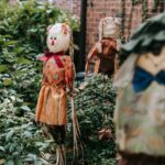 17 Spook-tacular Outdoor Halloween Decoration Ideas