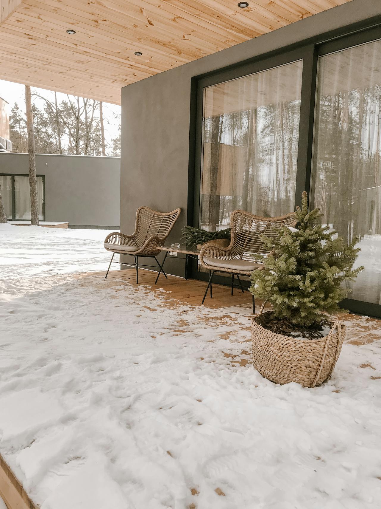 Winter Patio and Outdoor Decor Ideas